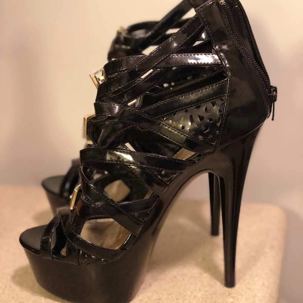 Wild pair black high stiletto Cain WP